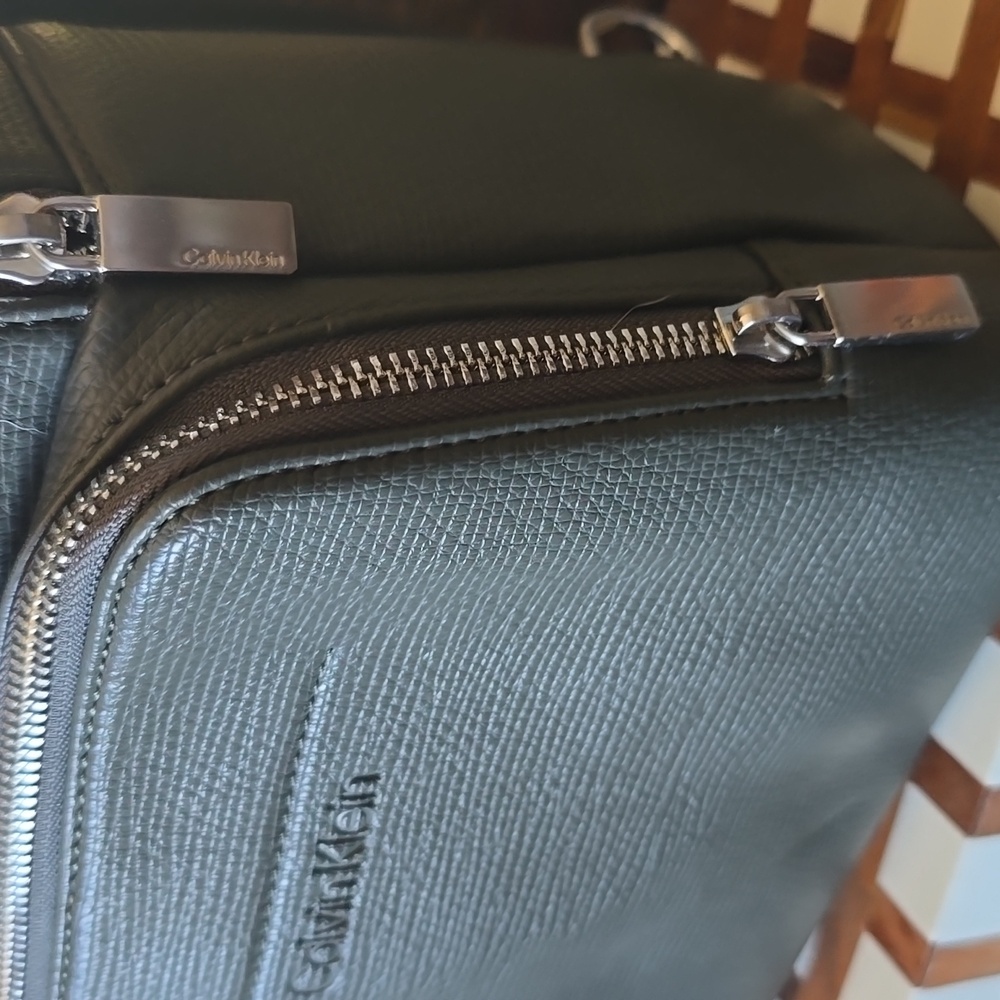 Calvin Klein Dark Green Men's Bag - Picture 3 of 8